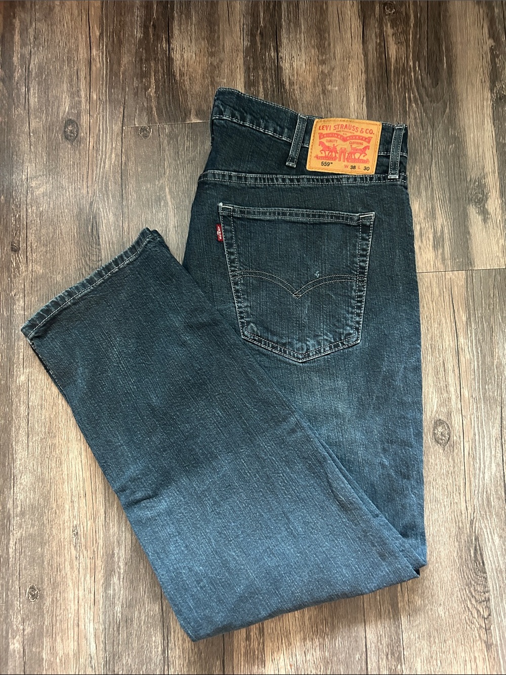 Levi's Men’s Jeans in Dark Blue Wash - Relaxed Fit